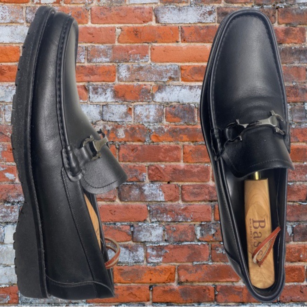 Salvatore Ferragamo Mens Black Leather Shoe
